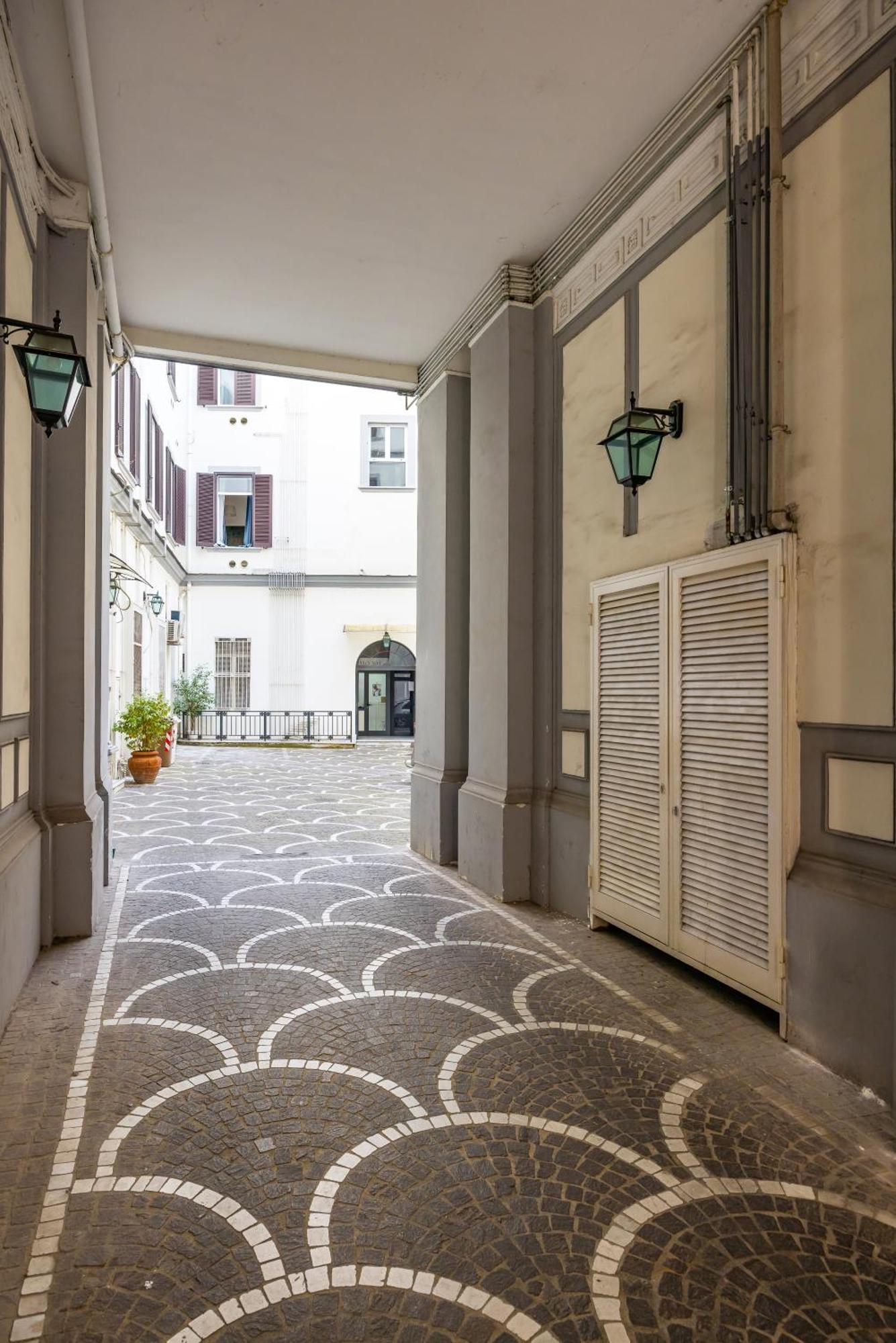 Maison Pochet Naples